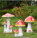 Big Resin Mushroom Garden Statue Garden Decor for Outdoor Gardens